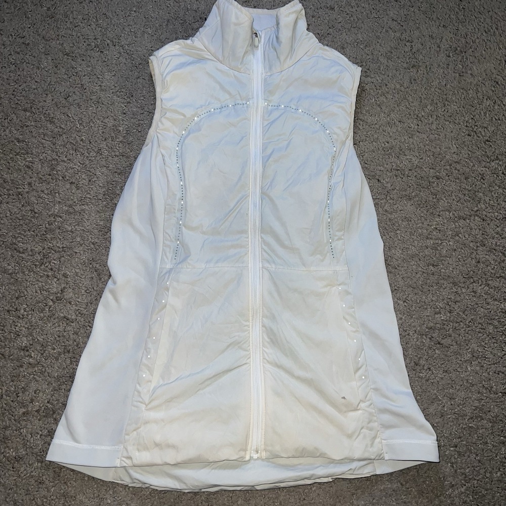 Lululemon Run For Cold Vest White!Insulated Athletic Running Vest Women's 6